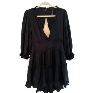olivaceous open back ruffle black dress w/ puffed sleeves - Size Large